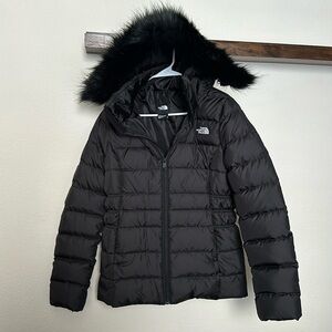 Black North Face Puffer Jacket - detachable hood & detachable fur